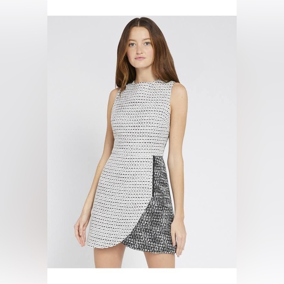 NWT Alice + Olivia Sally Side-Zip Tweed Mini Dress - Picture 2 of 5